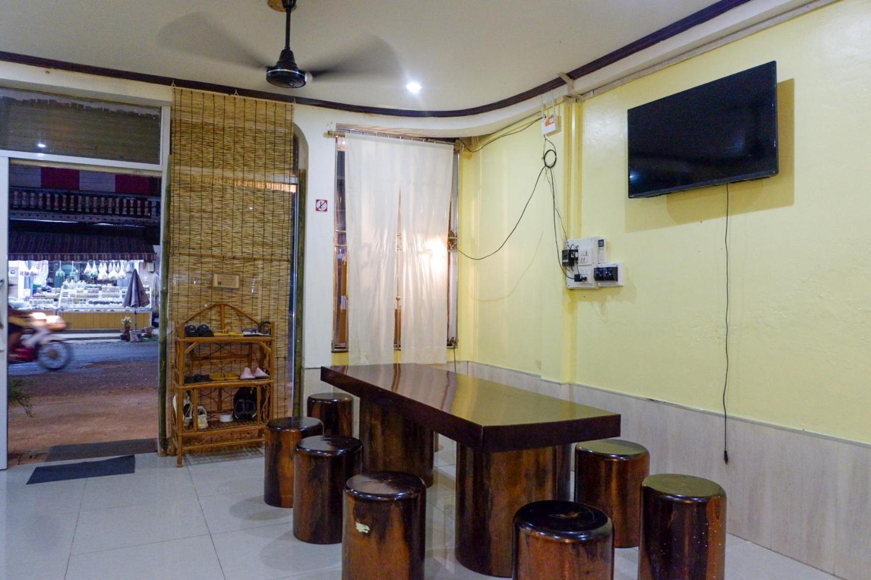 Non Pakse Hostel & Coffee House المظهر الخارجي الصورة